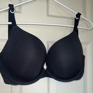 SKIMS black padded bra 32H